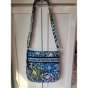 VERA BRADLEY Katalina Blues Triple Zip Hipster Crossbody Purse‎ Bag - Used Cond
